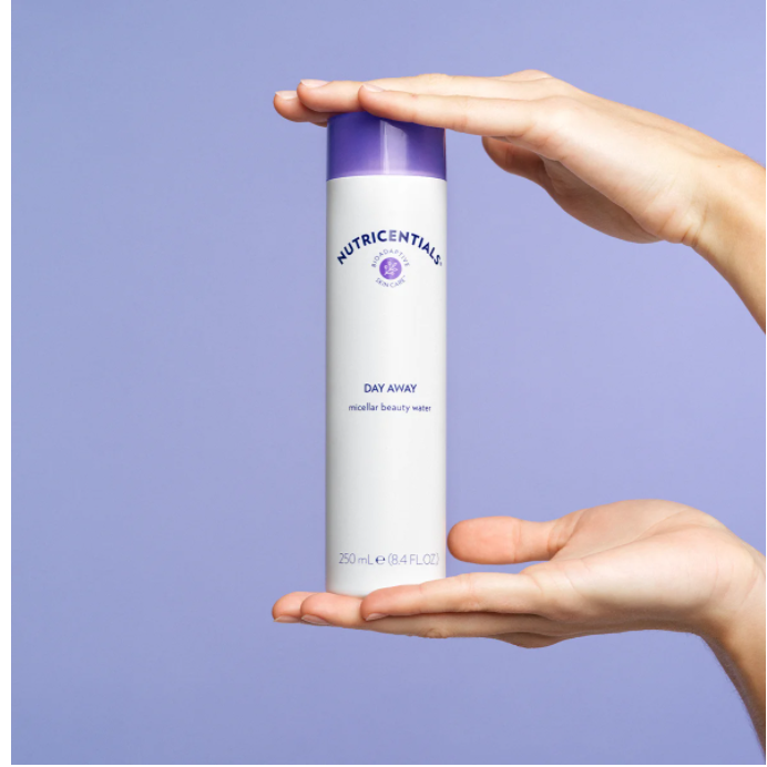 Day Away Micellar Beauty Water - micelární voda