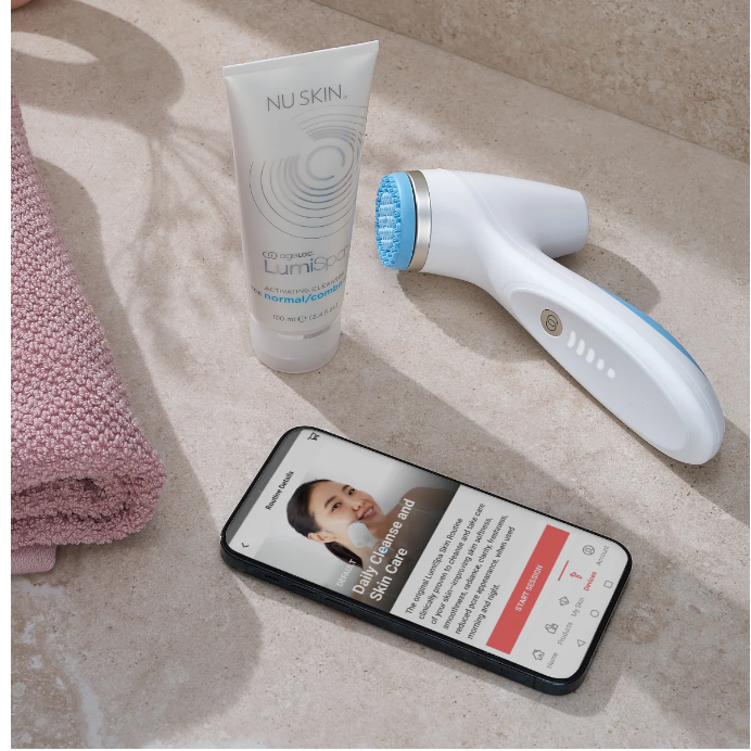 LumiSpa iO - revoluce v personalizované péči o pleť